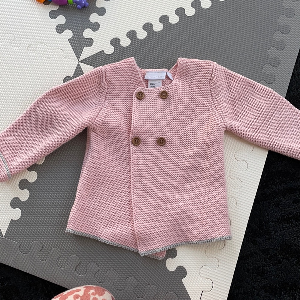 NWOT baby sweater